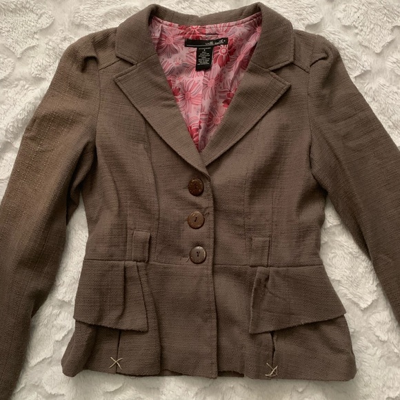 Brown Blazer - Picture 2 of 4